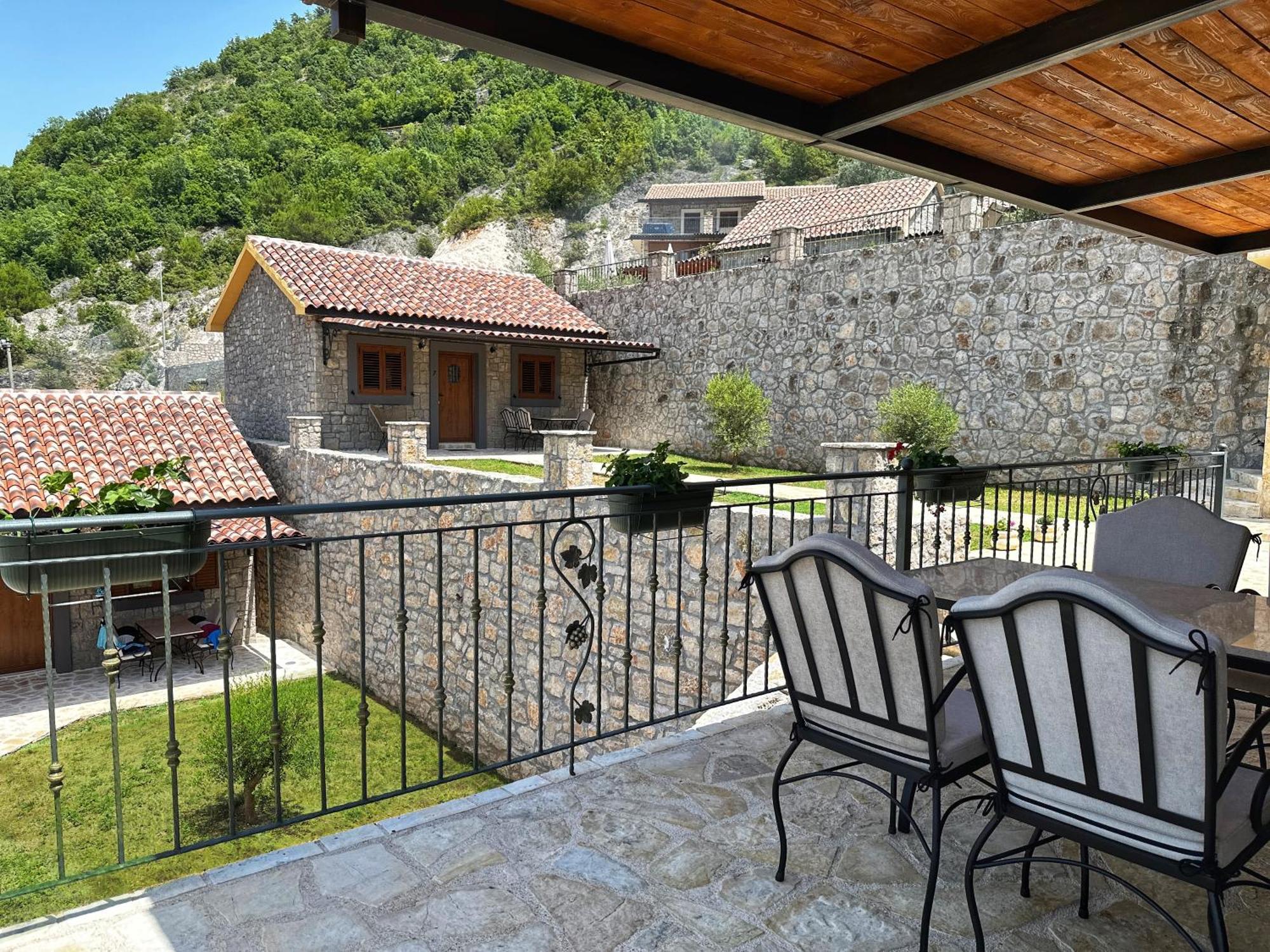 Eco Villas Merak Virpazar Exterior photo